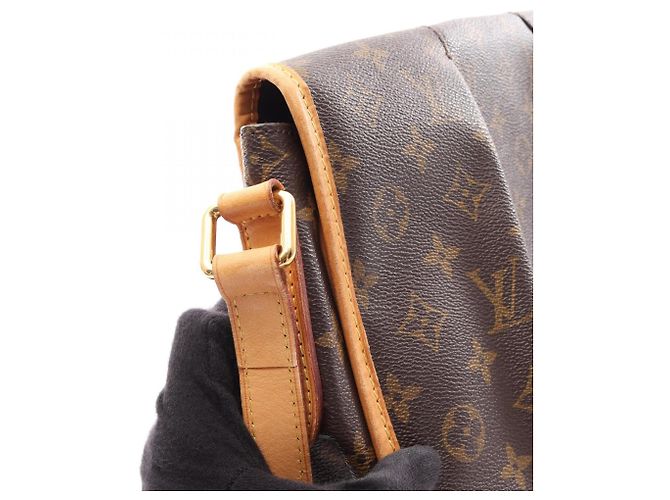 Borsa a Spalla Louis Vuitton Menilmontant MM Marrone - vista 16