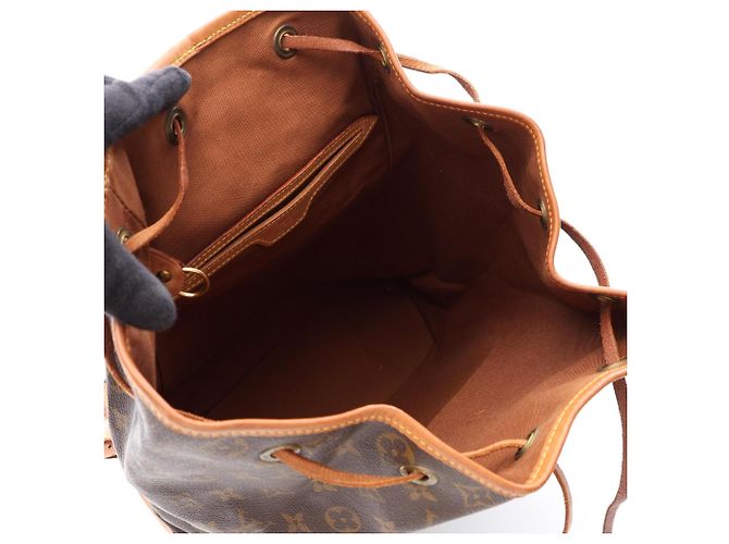 Zaino/Borsa Louis Vuitton Montsouris GM Marrone - vista 3