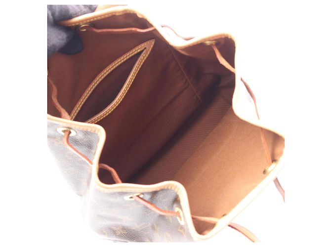 Zaino/Borsa Louis Vuitton Montsouris MM Marrone - vista 3