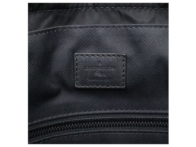 Zaino Louis Vuitton Monogram Shadow Discovery Nero - vista 10