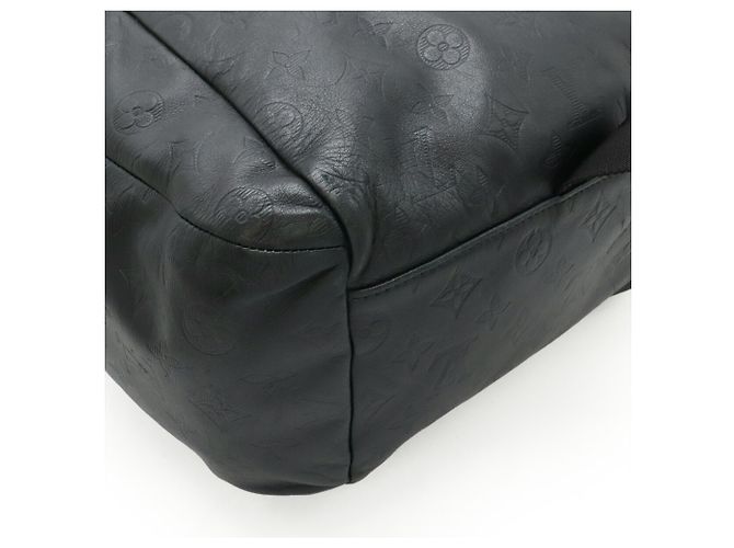 Zaino Louis Vuitton Monogram Shadow Discovery Nero - vista 4