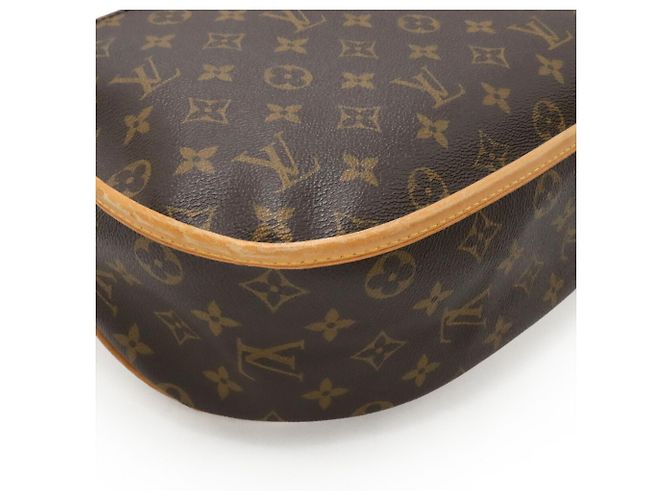 Borsa a tracolla Louis Vuitton Monogram Menilmontant MM Marrone - vista 4