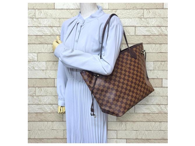 Borsa Tote Louis Vuitton Neverfull MM Damier Marrone Fuschia - vista 2