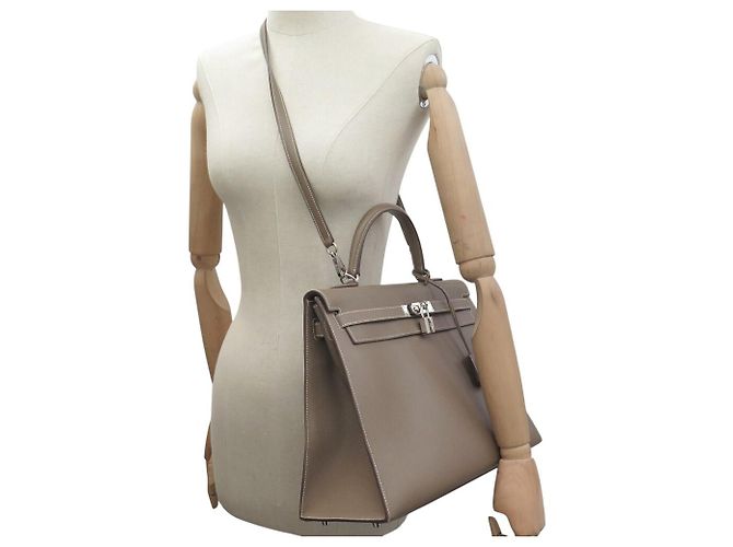 Hermès HERMES KELLY 35 SELLIER EPSOM LEDER TAUPE HANDTASCHE MIT SCHULTERRIEMEN - Ansicht 8