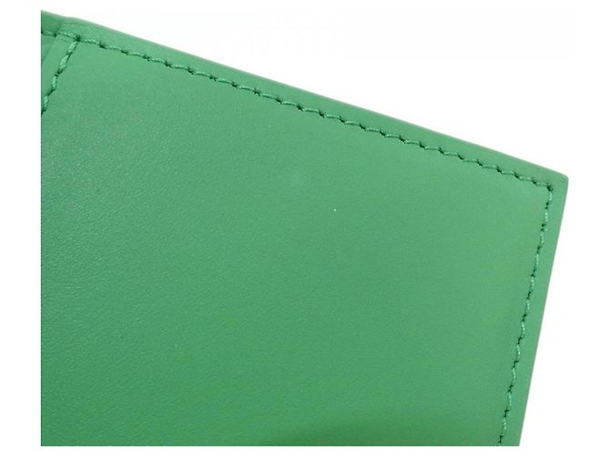 Cartera Louis Vuitton Taurillon Monogram Verde - vista 6