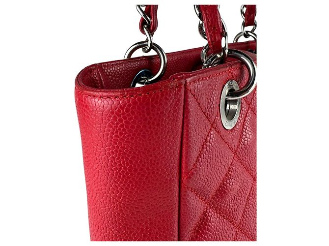 Chanel Red Grained Calfskin Handbag - view 6