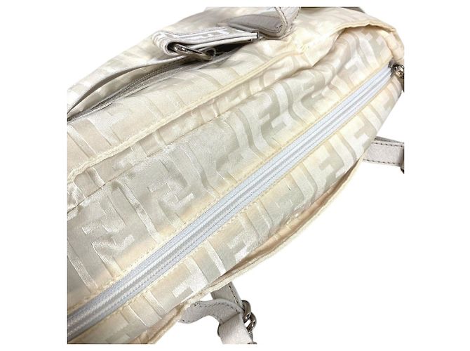 Fendi Zucca FF Logo Gürteltasche Weiß - Ansicht 10