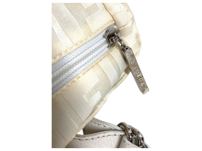 Fendi Zucca FF Logo Gürteltasche Weiß - Ansicht 11