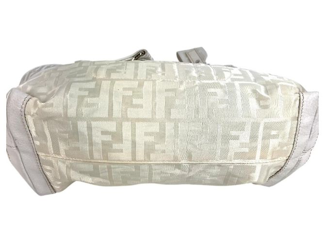 Fendi Zucca FF Logo Gürteltasche Weiß - Ansicht 5