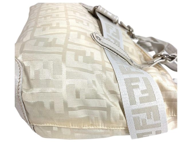 Fendi Zucca FF Logo Gürteltasche Weiß - Ansicht 7