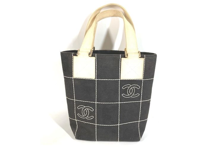Borsa Chanel Chocolate Bar CC Nero Bianco - vista 2