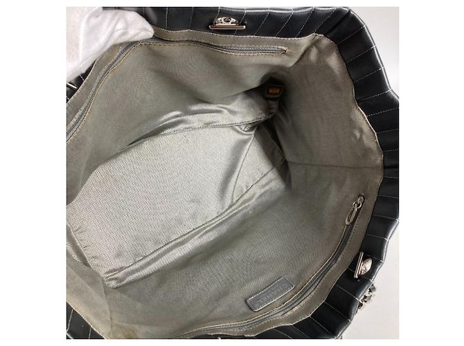 Borsa Tote Chanel New Mademoiselle CC Nero Argento - vista 10