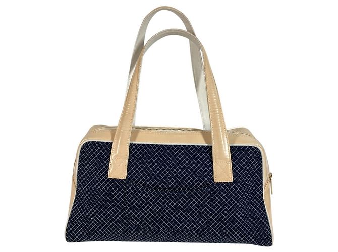 Bolso deportivo Chanel en lona azul marino Blanco - vista 3