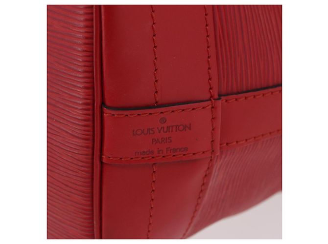 Louis Vuitton Noe Leather PM Rosso - vista 6