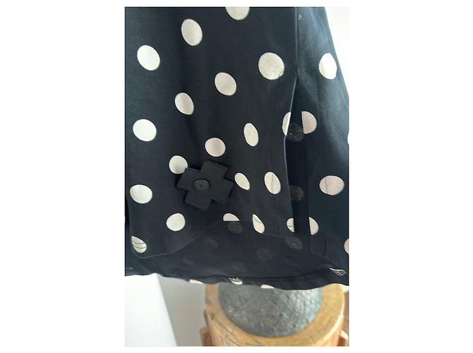 Munthe Plus Simonsen PLU Top sem mangas de bolinhas preto e branco PLÜ - vista 3
