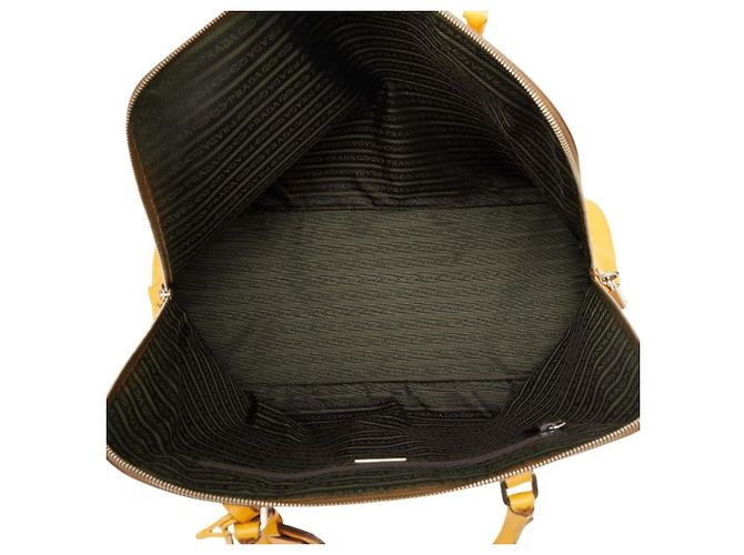 Borsa Boston in pelle gialla Prada Giallo - vista 12