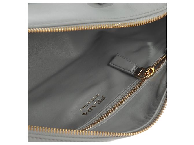 Prada Leder Handtasche Grau - Ansicht 6