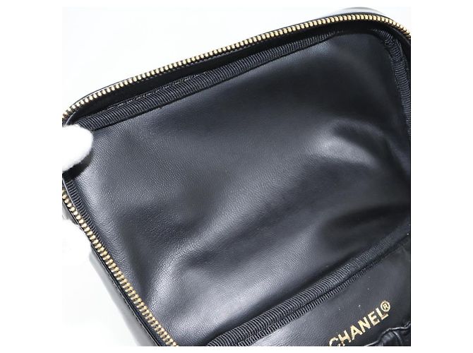 CHANEL COCO Mark Vanity Hand Bag Pelle Verniciata Nero Oro CC Auth 181704 D'oro - vista 16