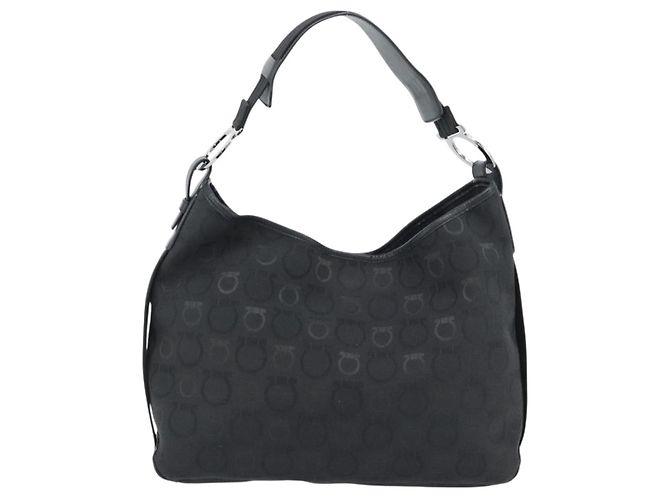 Borsa a tracolla Salvatore Ferragamo Gancini in tela nero argento Auth ka4493A - vista 3