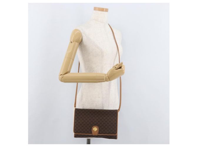 Céline Borsa a tracolla CELINE Macadam Canvas PVC Pelle Marrone Oro Auth BA13279 D'oro - vista 24