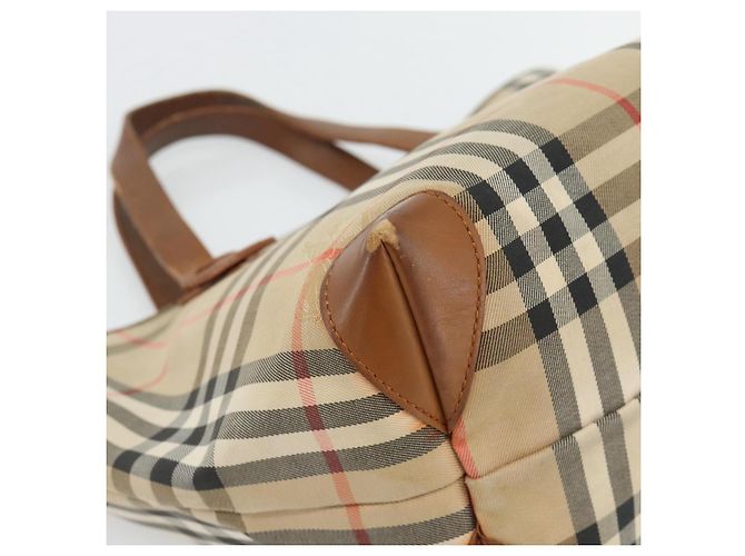 Borsa a mano Burberry Nova Check in tela beige e oro Auth ka4541 D'oro - vista 11