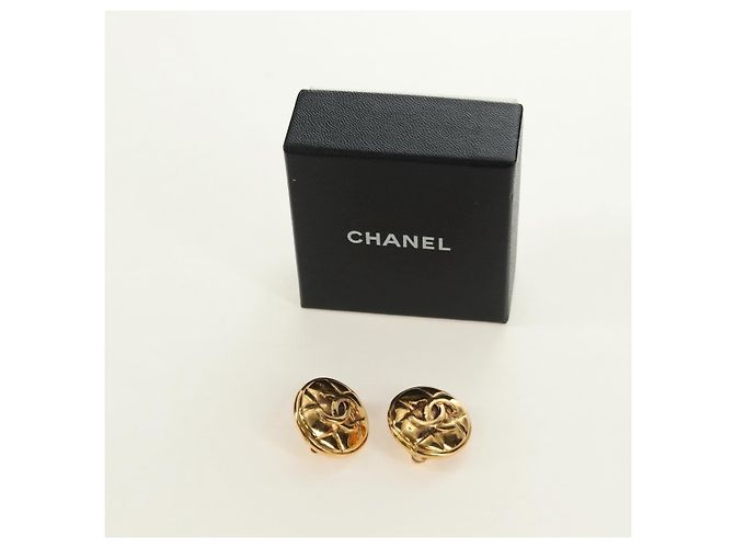Orecchini CHANEL COCO Mark in metallo Gold Tone CC Auth 181301V - vista 14