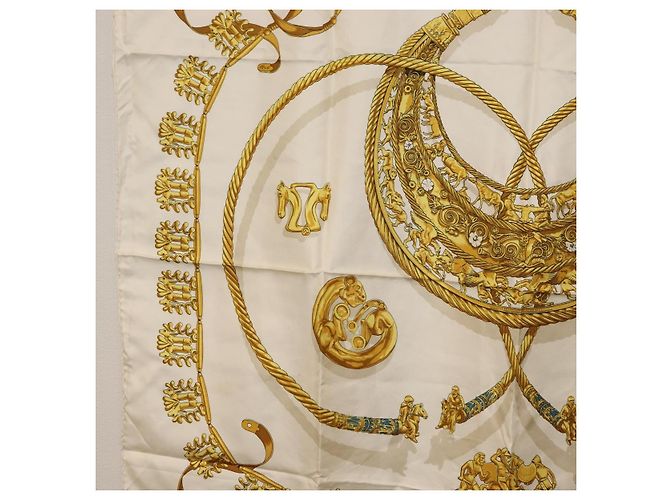 Hermès HERMES Carré 90 Schal "LES CAVALIERS D'OR" Seide Weiß Authentisch 181286 - view 5