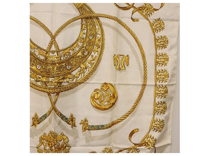 Hermès HERMES Carré 90 Schal "LES CAVALIERS D'OR" Seide Weiß Authentisch 181286 - view 7