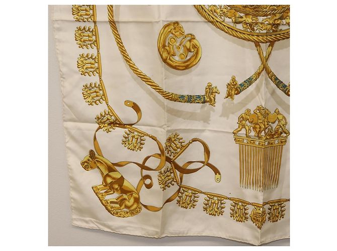 Hermès HERMES Carré 90 Schal "LES CAVALIERS D'OR" Seide Weiß Authentisch 181286 - view 8
