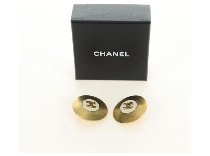 Orecchini CHANEL COCO Mark in metallo Gold Tone CC Auth 181300V - vista 13