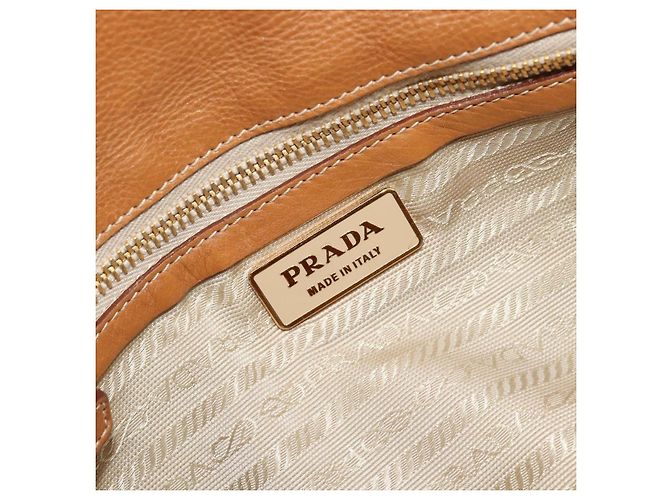 Bolso Tote PRADA de piel beige dorado Auth 181853A - vista 15