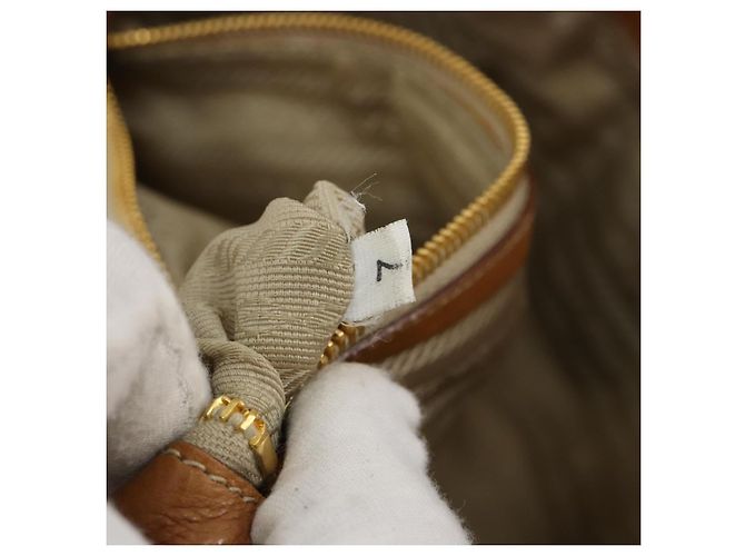 Bolso Tote PRADA de piel beige dorado Auth 181853A - vista 21