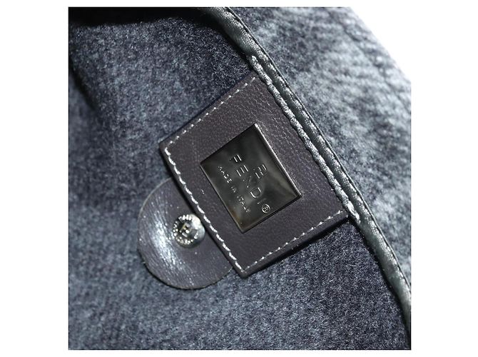 FENDI Zucca Canvas Mamma Baguette Shoulder Bag Wool Gray Silver Auth yk20376SAV Marrone Argento - vista 19
