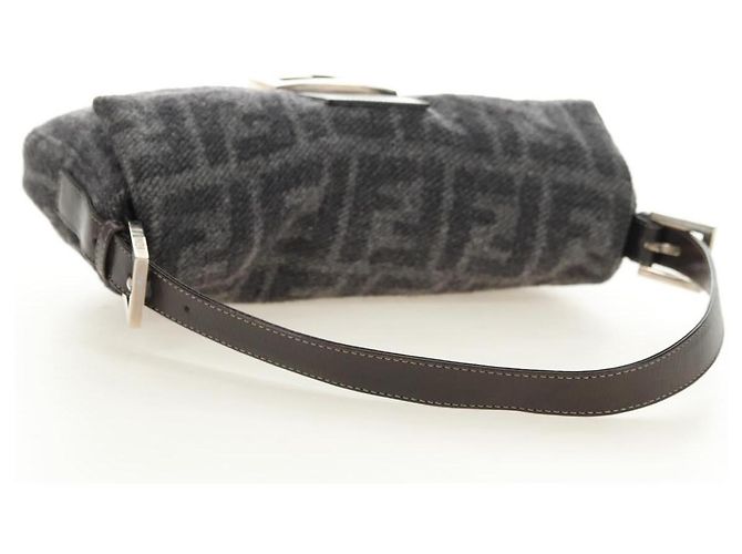 FENDI Zucca Canvas Mamma Baguette Shoulder Bag Wool Gray Silver Auth yk20376SAV Marrone Argento - vista 7