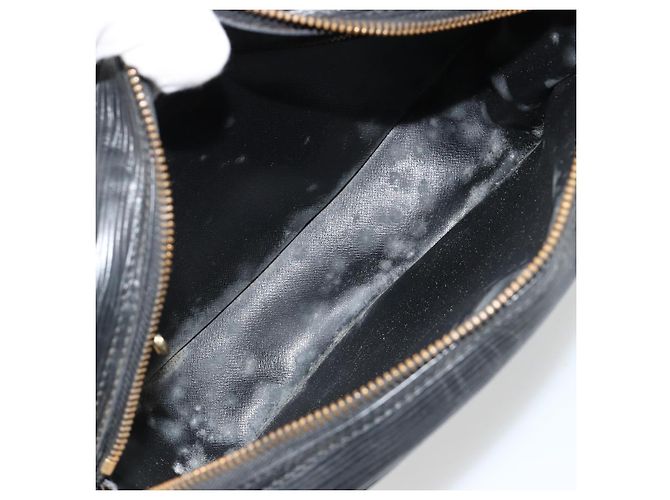 LOUIS VUITTON Epi Jeune Fille MM Shoulder Bag Black M52152 LV Auth 181750 - view 10