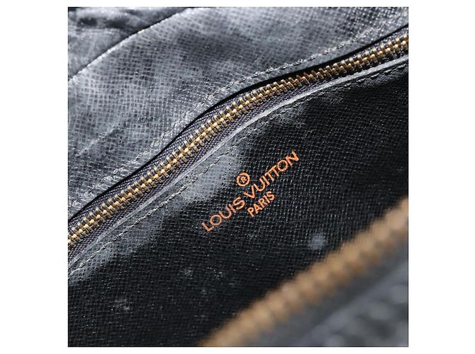 LOUIS VUITTON Epi Jeune Fille MM Shoulder Bag Black M52152 LV Auth 181750 - view 20