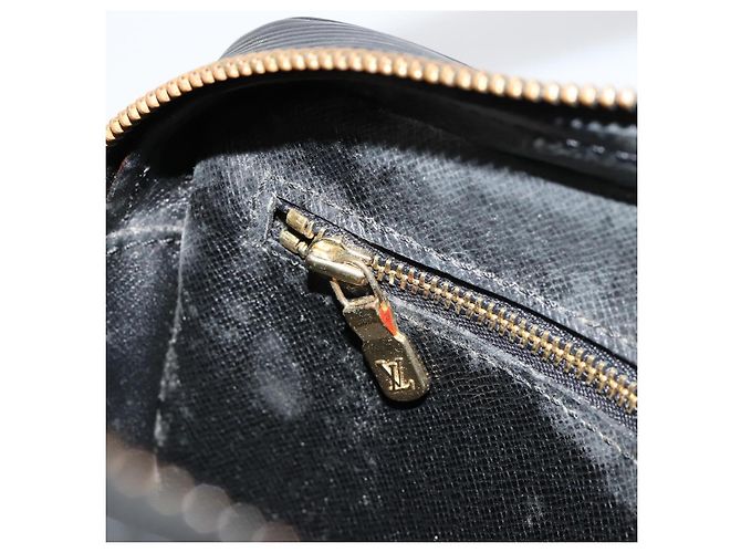LOUIS VUITTON Epi Jeune Fille MM Shoulder Bag Black M52152 LV Auth 181750 - view 23