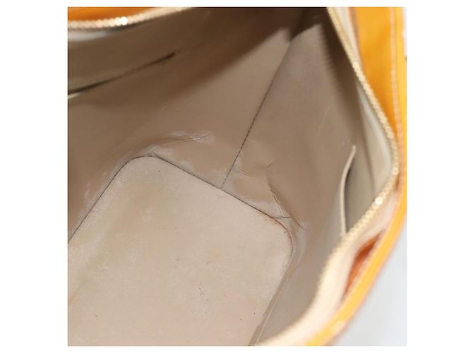 LOUIS VUITTON Borsa a mano Monogram Vernis Houston Beige M91004 LV Auth 171247 - vista 18