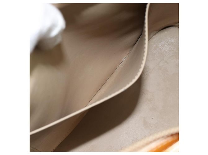 LOUIS VUITTON Borsa a mano Monogram Vernis Houston Beige M91004 LV Auth 171247 - vista 22