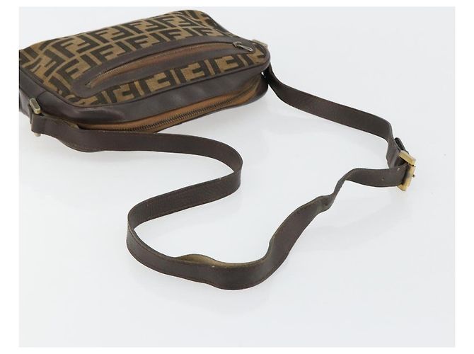Bolsa de Ombro FENDI Zucca Canvas Preto Marrom Auth 182366 - vista 7