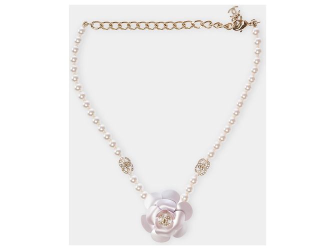 Gioielli CHANEL Camelia in Perla Bianca - 103517 Bianco - vista 3
