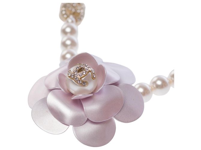 Gioielli CHANEL Camelia in Perla Bianca - 103517 Bianco - vista 5