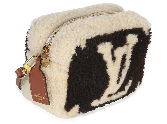 Louis Vuitton Teddy Fleece Monogram Beach Pouch Braun Beige - Ansicht 4