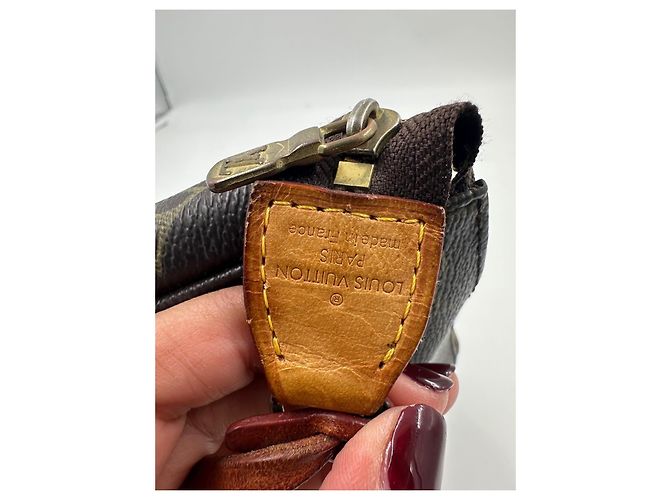 Louis Vuitton Pochette Accessori Monogram Canvas Marrone - vista 5