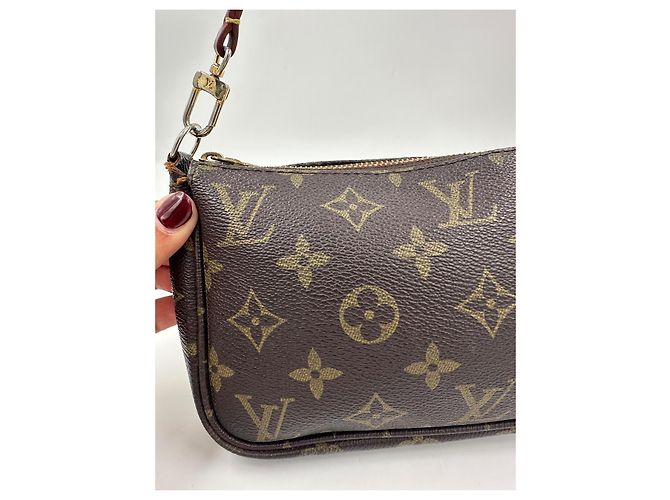 Louis Vuitton Pochette Accessori Monogram Canvas Marrone - vista 9