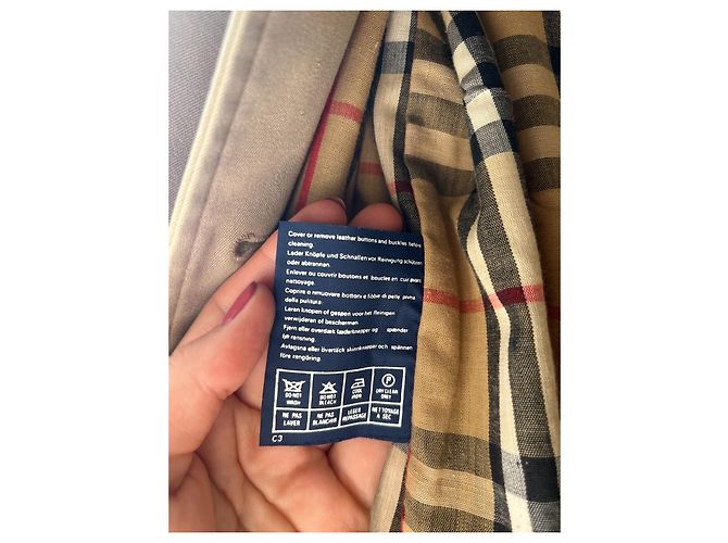 Gabardina Burberry Waterloo Beige - vista 9