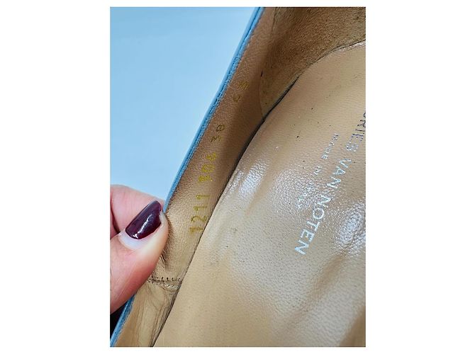 Dries Van Noten Pumps aus hellblauem Leder - Ansicht 15