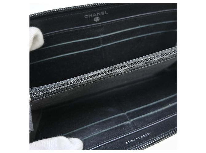 Cartera Chanel Timeless CC con cremallera Caviar Long Negro - vista 3