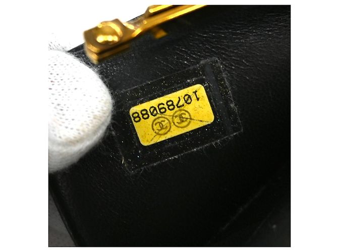 Cartera Chanel Timeless CC Caviar Long Negro - vista 5