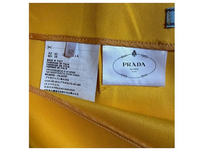 Prada Mini Falda de Nylon Amarilla Amarillo - vista 10